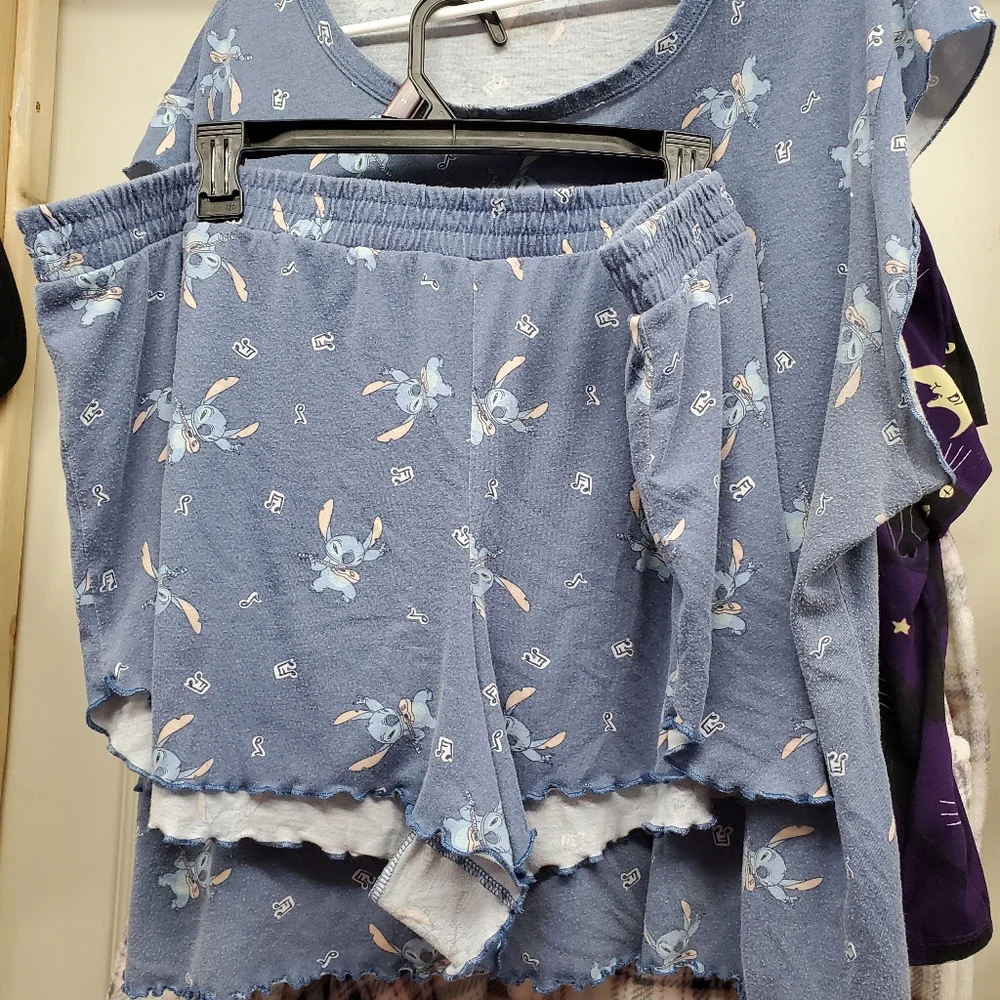 Stitch Pjs - Picture 2 of 3